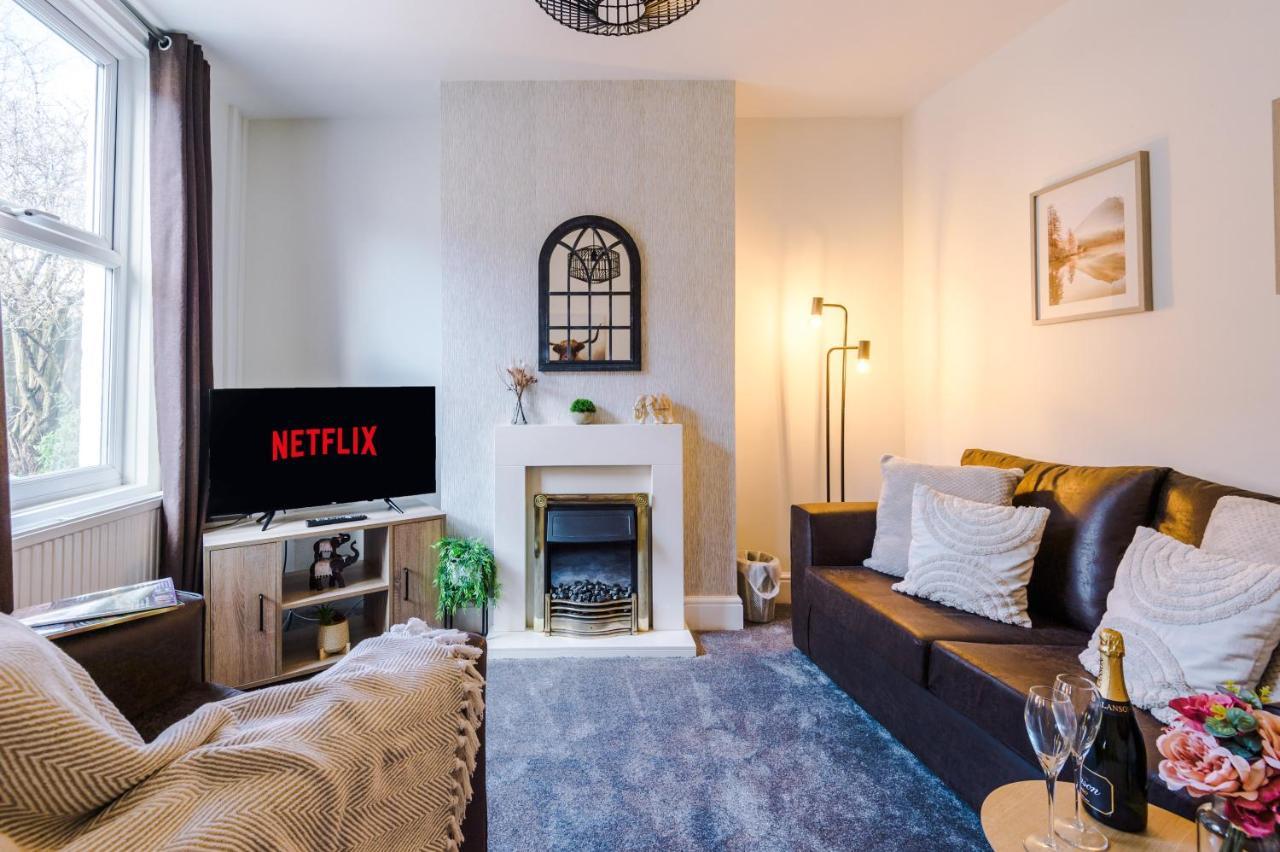 Bright 2-Bed Cottage In Chester By 53 Degrees Property, Ideal For Couples & Small Groups, City Centre - Sleeps 6 エクステリア 写真