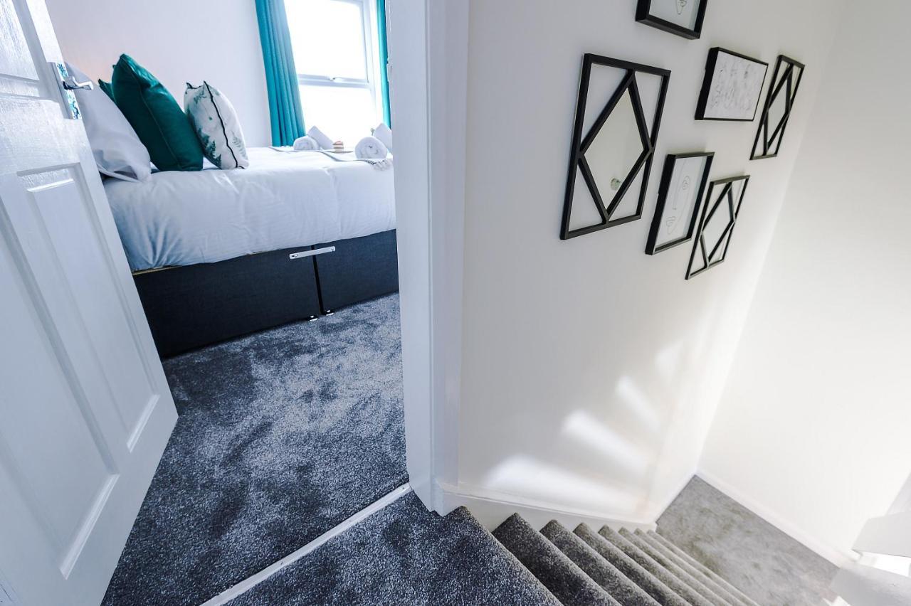 Bright 2-Bed Cottage In Chester By 53 Degrees Property, Ideal For Couples & Small Groups, City Centre - Sleeps 6 エクステリア 写真